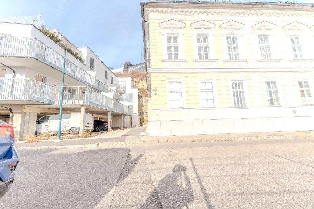 Deluxe Apartments Near The Center Кремс на Дунае Экстерьер фото