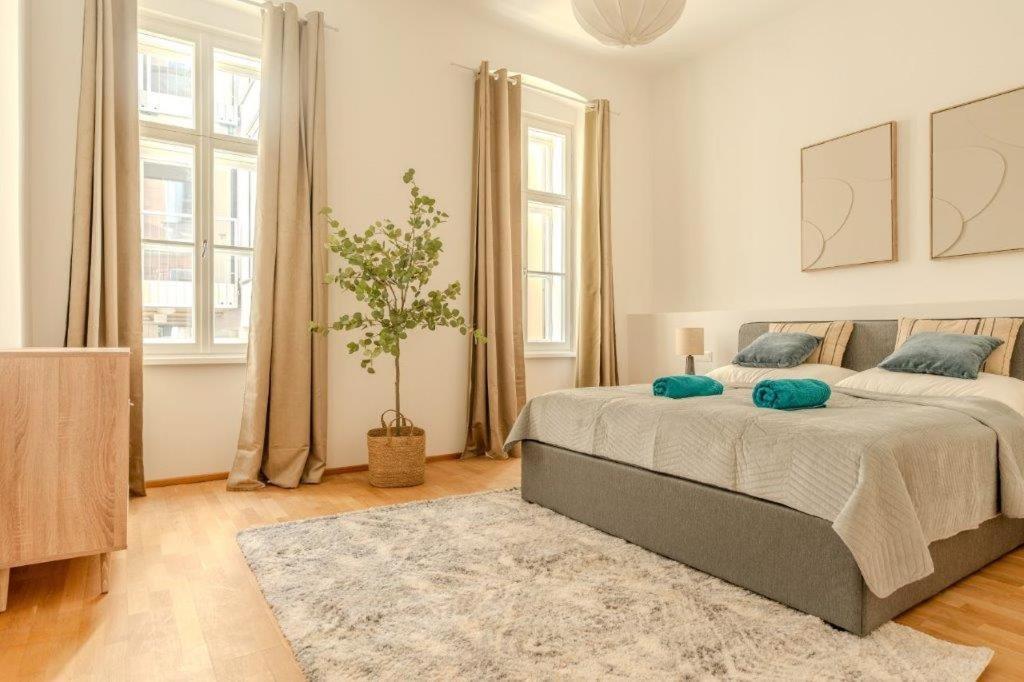 Deluxe Apartments Near The Center Кремс на Дунае Экстерьер фото